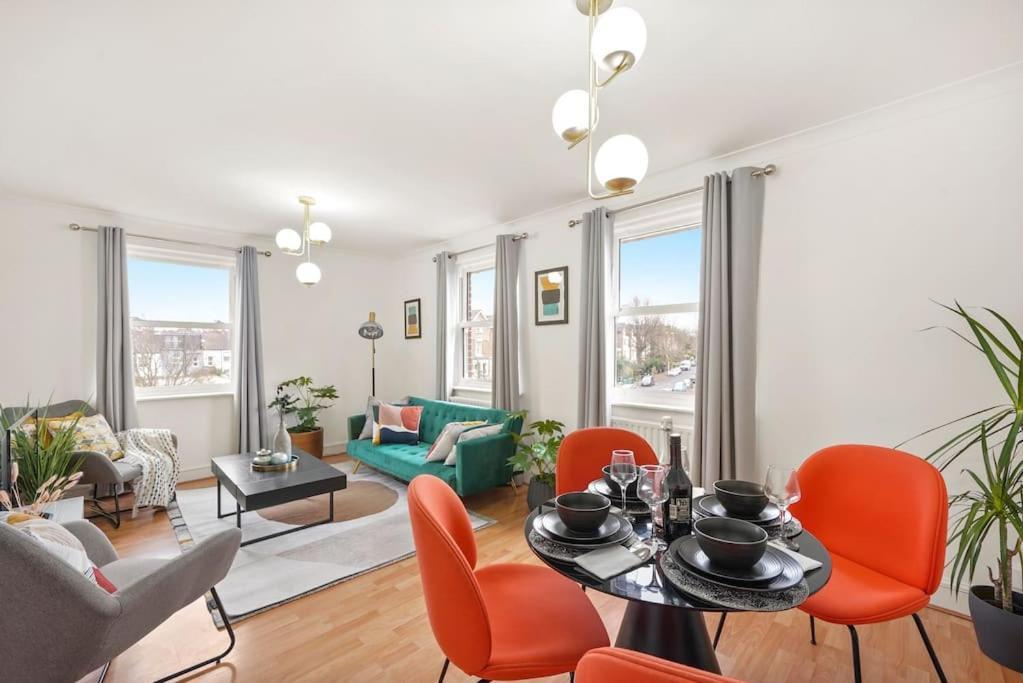 Cosy Apartment 5 Guests 3 Beds 1 Sofa Bed Lewisham London Exterior foto
